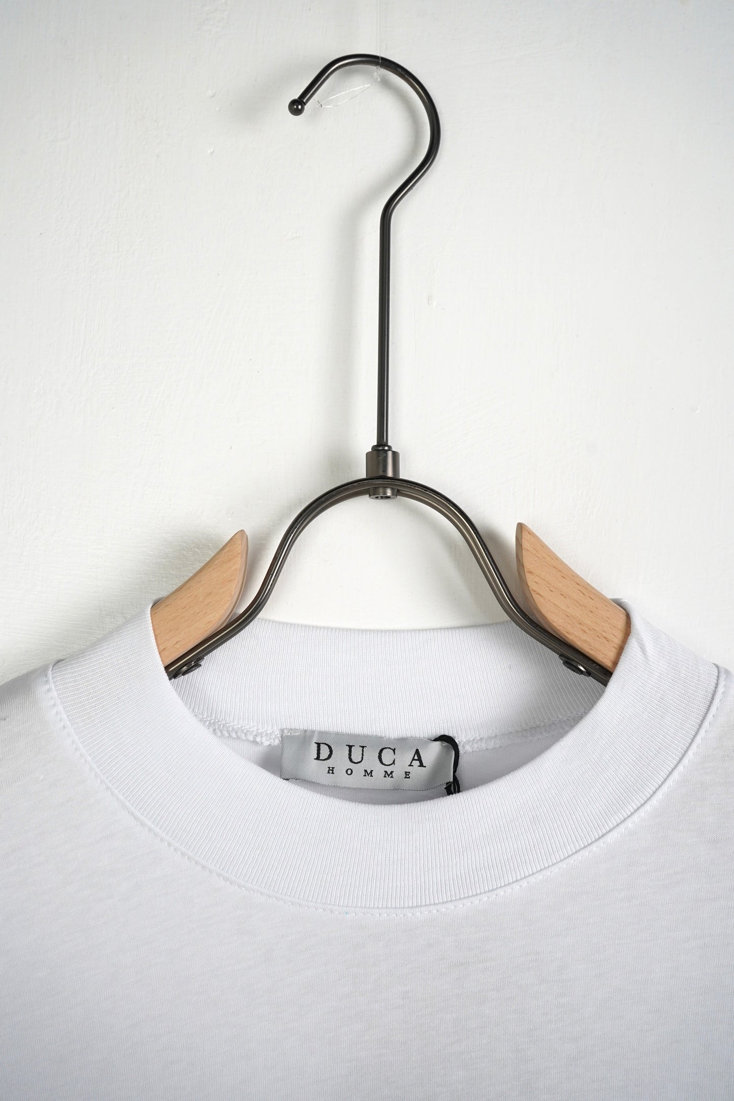 T-shirt White